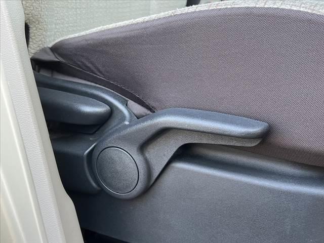 ルークス X 車検整備付 エマージェンシーブレーキ 純正7型SDナビ フルセグ ブルートゥース 全方位カメラ 電スラ スマートキーX2 Aライト Pガラス Pスタート 横滑り防止 SRSエアバッグ 電格ミラー(26枚目)