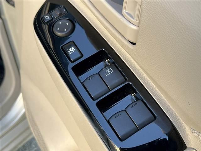 ルークス X 車検整備付 エマージェンシーブレーキ 純正7型SDナビ フルセグ ブルートゥース 全方位カメラ 電スラ スマートキーX2 Aライト Pガラス Pスタート 横滑り防止 SRSエアバッグ 電格ミラー(30枚目)