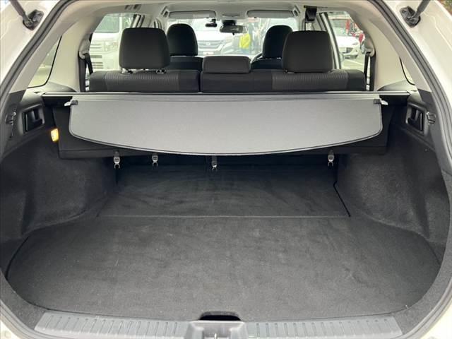 カローラフィールダー ハイブリッド 車検整備付き 後期 純正ナビ/Bluetooth ETC セーフティセンスC レーンディパーチャーアラート キーレス オートハイビーム 横滑り防止 電動格納ミラー エアバック(20枚目)