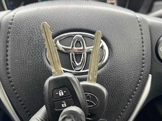 カローラフィールダー ハイブリッド 車検整備付き 後期 純正ナビ/Bluetooth ETC セーフティセンスC レーンディパーチャーアラート キーレス オートハイビーム 横滑り防止 電動格納ミラー エアバック(38枚目)