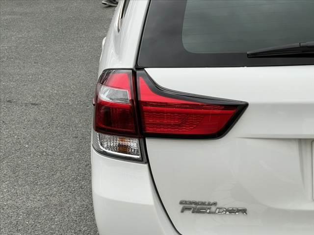 カローラフィールダー ハイブリッド 車検整備付き 後期 純正ナビ/Bluetooth ETC セーフティセンスC レーンディパーチャーアラート キーレス オートハイビーム 横滑り防止 電動格納ミラー エアバック(46枚目)