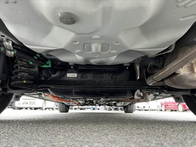 カローラフィールダー ハイブリッド 車検整備付き 後期 純正ナビ/Bluetooth ETC セーフティセンスC レーンディパーチャーアラート キーレス オートハイビーム 横滑り防止 電動格納ミラー エアバック(55枚目)