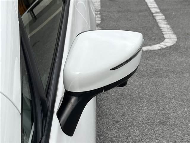 ノート １５Ｘ　車検整備付き　禁煙　純正フルセグナビ／Ｂｌｕｅｔｏｏｔｈ　アラウンドビューモニター　電動格納ミラー　ＥＴＣ　スマートキー　ステリモ　Ｄミラー　エマブレ　Ｐガラス　シートリフター　イモビ（44枚目）