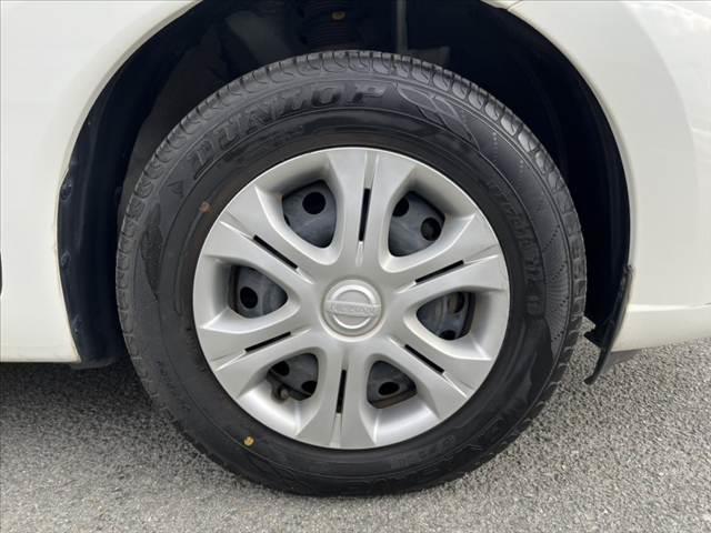 ノート １５Ｘ　車検整備付き　禁煙　純正フルセグナビ／Ｂｌｕｅｔｏｏｔｈ　アラウンドビューモニター　電動格納ミラー　ＥＴＣ　スマートキー　ステリモ　Ｄミラー　エマブレ　Ｐガラス　シートリフター　イモビ（52枚目）