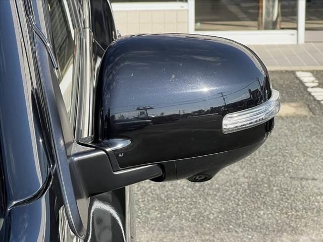 アウトランダー 　中期　４ＷＤ　ＳＤナビ／フルセグ／Ｂｌｕｅｔｏｏｔｈ／ＤＶＤ　バックカメラ　ＥＴＣ　衝突軽減ブレーキ　レーダークルーズ　ＬＥＤヘッド　パワーリアゲート　スマートキーＸ２　Ａストップ　キャリア　パドル（42枚目）