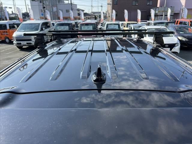 アウトランダー 　中期　４ＷＤ　ＳＤナビ／フルセグ／Ｂｌｕｅｔｏｏｔｈ／ＤＶＤ　バックカメラ　ＥＴＣ　衝突軽減ブレーキ　レーダークルーズ　ＬＥＤヘッド　パワーリアゲート　スマートキーＸ２　Ａストップ　キャリア　パドル（52枚目）