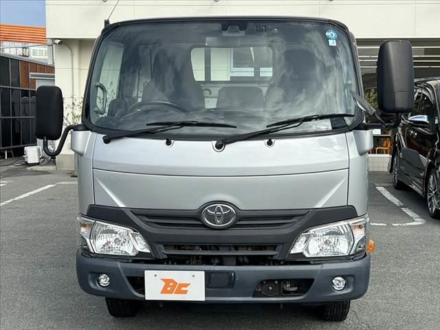 トヨエース 　車検整備付　４．０／ディーゼルターボ　積載２０００ｋｇ　ＥＴＣ　衝突軽減ブレーキ　車線逸脱警報　ＬＥＤフォグ　アイドリングストップ　電格ミラー　横滑り防止　ＳＲＳエアバッグ　ＡＢＳ　パワーウィンドゥ（9枚目）