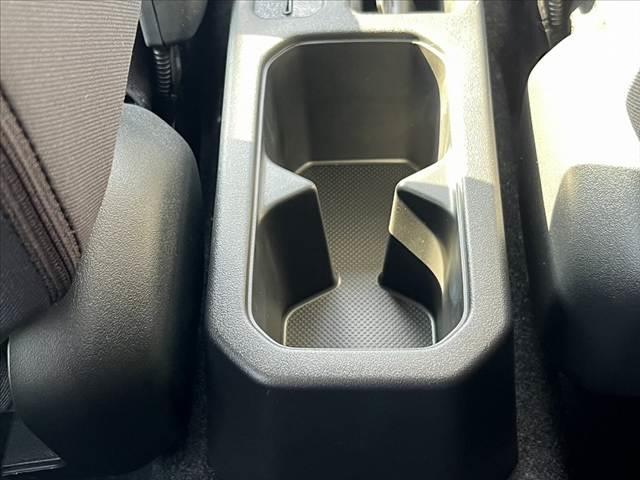 ジムニー ＸＬ　禁煙車　ＡＴ　４ＷＤ　セーフティサポート　前席シートヒーター　スマートキーＸ２　車線逸脱防止支援　プライバシーガラス　ヒルスタートアシスト　電格ミラー　ＳＲＳエアバッグ／サイド／カーテン　Ａストップ（22枚目）