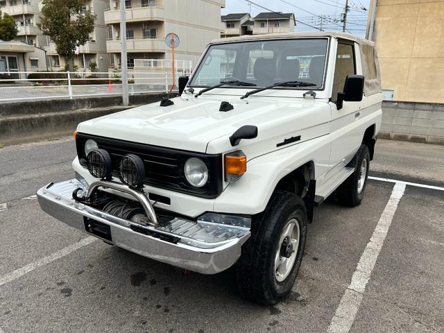 トヨタ ランドクルーザー70 LX LX(5名)幌新品 全塗装