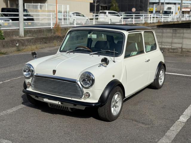ＭＩＮＩ メイフェア１．３ｉＡＵＴＯ　エアコン　１ＤＩＮＣＤオーディオ　シートカバー（2枚目）