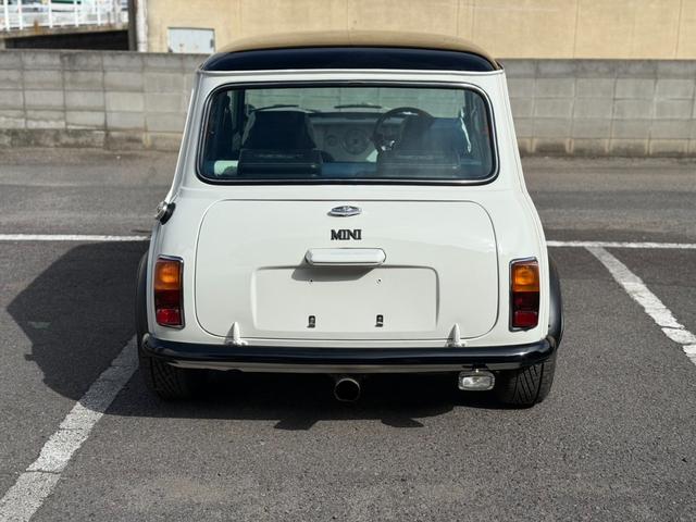 ＭＩＮＩ メイフェア１．３ｉＡＵＴＯ　エアコン　１ＤＩＮＣＤオーディオ　シートカバー（7枚目）