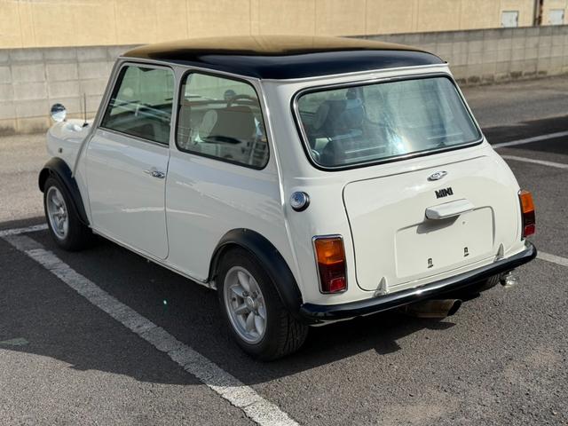 ＭＩＮＩ メイフェア１．３ｉＡＵＴＯ　エアコン　１ＤＩＮＣＤオーディオ　シートカバー（8枚目）