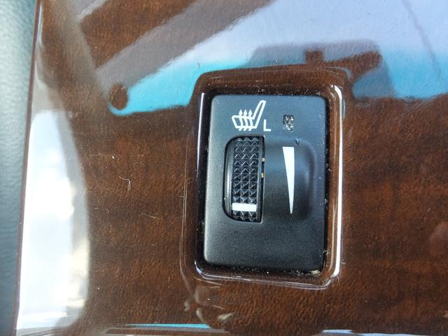 マークＸ プレミアム　ナビ　フルセグＴＶ　Ｂｌｕｅｔｏｏｔｈ　バックカメラ　ＥＴＣ　衝突軽減ブレーキ　クルーズコントロール　プッシュスタート　スマートキー　シートヒーター　パワーシート（25枚目）