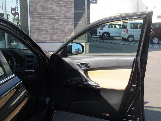 マークＸ プレミアム　ナビ　フルセグＴＶ　Ｂｌｕｅｔｏｏｔｈ　バックカメラ　ＥＴＣ　衝突軽減ブレーキ　クルーズコントロール　プッシュスタート　スマートキー　シートヒーター　パワーシート（49枚目）