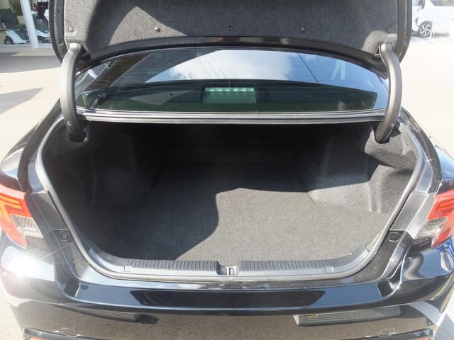 マークＸ プレミアム　ナビ　フルセグＴＶ　Ｂｌｕｅｔｏｏｔｈ　バックカメラ　ＥＴＣ　衝突軽減ブレーキ　クルーズコントロール　プッシュスタート　スマートキー　シートヒーター　パワーシート（54枚目）