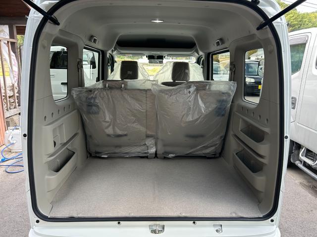 エブリイワゴン ＰＺターボスペシャル　ハイルーフ　両側パワースライドドア　オートステップ　ＬＥＤヘッドライト　スマートキー２個（12枚目）