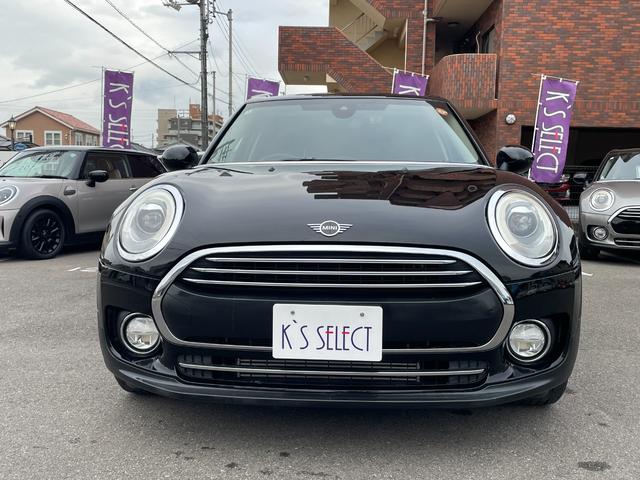 ＭＩＮＩ クラブマン　バッキンガム　クルーズコントロール　純正１７インチブラックＡＷ　純正ナビ　前後ドライブレコーダー　被害軽減ブレーキ　ＢＣカメラ　前車接近警告機能　ＥＴＣ　Ｂｌｕｔｏｏｔｈ接続対応　電格ミラー　ターボ車　オートライト（2枚目）