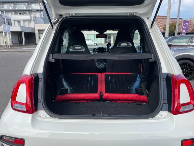 アバルト595 ツーリズモ後期モデル 後期モデル 純正オーディオ Bremboキャリパ レコモン コンペティツィオーネ17インチAW ステアリングスイッチ Blutooth接続対応 パドルシフト レッド革シート アルミ給油キャップ ETC(9枚目)