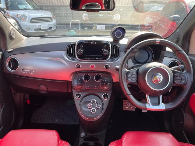 アバルト595 ツーリズモ後期モデル 後期モデル 純正オーディオ Bremboキャリパ レコモン コンペティツィオーネ17インチAW ステアリングスイッチ Blutooth接続対応 パドルシフト レッド革シート アルミ給油キャップ ETC(10枚目)
