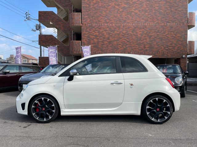 アバルト595 ツーリズモ後期モデル 後期モデル 純正オーディオ Bremboキャリパ レコモン コンペティツィオーネ17インチAW ステアリングスイッチ Blutooth接続対応 パドルシフト レッド革シート アルミ給油キャップ ETC(22枚目)