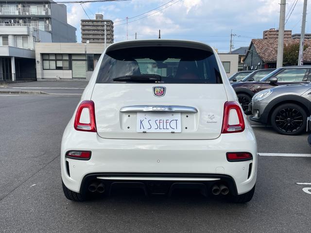 アバルト595 ツーリズモ後期モデル 後期モデル 純正オーディオ Bremboキャリパ レコモン コンペティツィオーネ17インチAW ステアリングスイッチ Blutooth接続対応 パドルシフト レッド革シート アルミ給油キャップ ETC(23枚目)