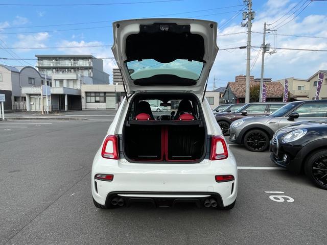 アバルト595 ツーリズモ後期モデル 後期モデル 純正オーディオ Bremboキャリパ レコモン コンペティツィオーネ17インチAW ステアリングスイッチ Blutooth接続対応 パドルシフト レッド革シート アルミ給油キャップ ETC(24枚目)