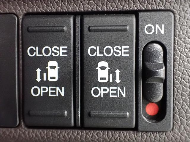 フリード+ G・ホンダセンシング 車いす仕様車 非課税・ワンオーナー・禁煙車・純正ナビ・ドラレコ・ETC(13枚目)