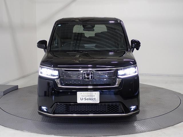 ステップワゴン スパーダ　禁煙車、ワンオーナー、純正ナビ、ＥＴＣ、電動リアゲート、両側電動スライドドア、シートヒーター、オットマン（8枚目）