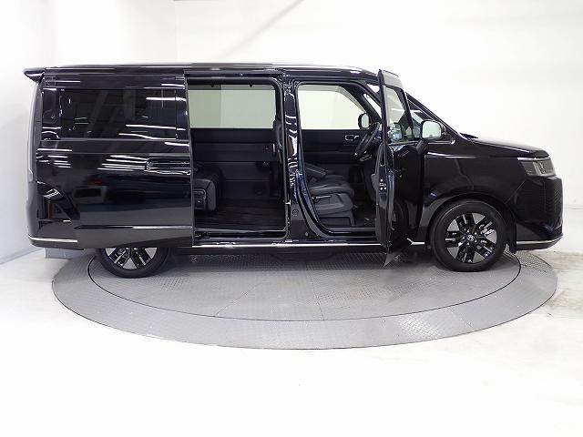 ステップワゴン スパーダ　禁煙車、ワンオーナー、純正ナビ、ＥＴＣ、電動リアゲート、両側電動スライドドア、シートヒーター、オットマン（10枚目）