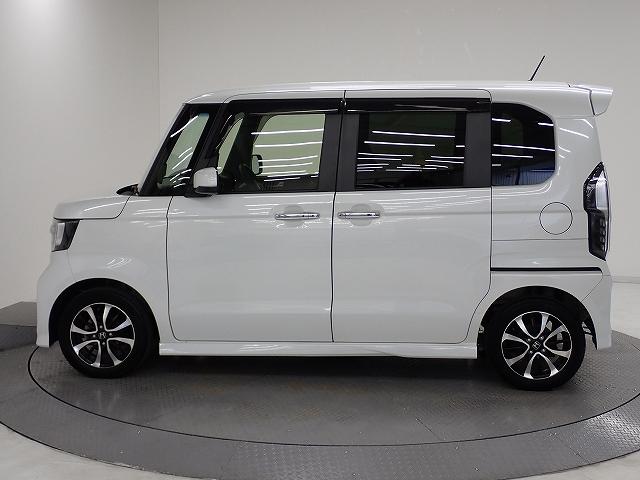 Ｎ－ＢＯＸカスタム Ｇ・Ｌホンダセンシング　ワンオーナー・禁煙車・純正ナビ・ＥＴＣ・ドラレコ・（9枚目）