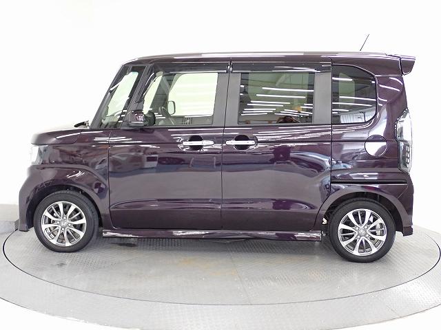 Ｎ－ＢＯＸカスタム Ｌ　ワンオーナー車・禁煙車・純正ナビ・両側電動スライドドア・シートヒーター（7枚目）