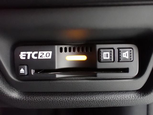 ステップワゴンスパーダ スパーダホンダセンシング ワンオーナー車・禁煙車・純正ナビ・バックカメラ・後席モニター・ETC2.0(5枚目)