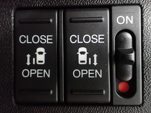 ステップワゴンスパーダ スパーダホンダセンシング ワンオーナー車・禁煙車・純正ナビ・バックカメラ・後席モニター・ETC2.0(10枚目)