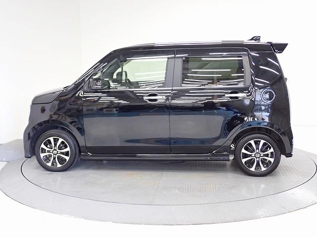 マン・マキシマム／メカ・ミニマム思想。人間のためのスペースは最大に、機械のためのスペースは最小限にして、クルマのスペース効率を高めようとする、Ｈｏｎｄａのクルマづくりの基本的な考え方です！