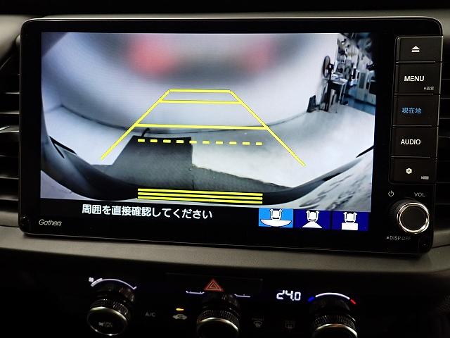 フィット e:HEVホームブラックスタイル デモカー上がり・禁煙車・ワンオーナー車・純正ナビ(TV・CD・DVD)バックカメラ・ETC(3枚目)