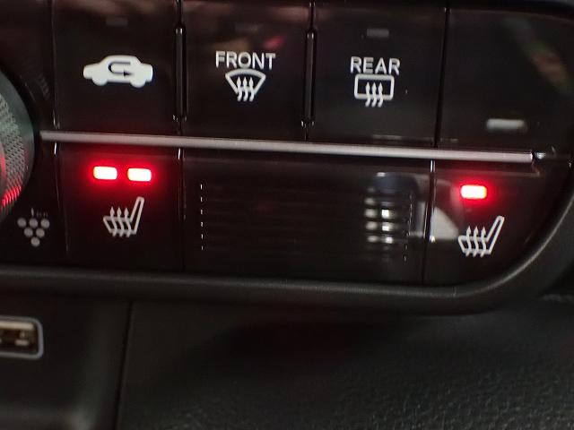 �̂𒼐ډ��߂Ă����V�[�g�q�[�^�[����������Ă��܂��B�g�����Ȃ�܂ł̎��Ԃ������̂Ŋ������ł���ɂȂ�܂���B