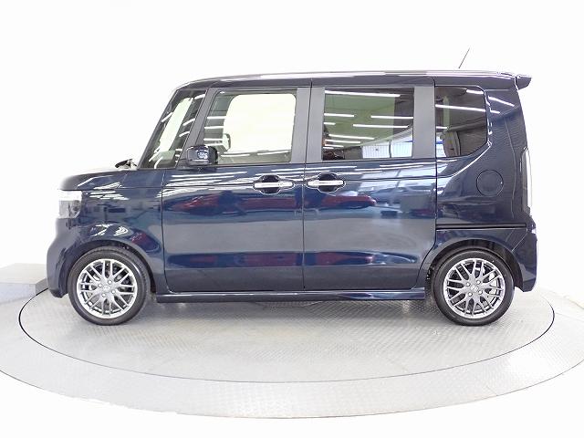 マン・マキシマム／メカ・ミニマム思想。人間のためのスペースは最大に、機械のためのスペースは最小限にして、クルマのスペース効率を高めようとする、Ｈｏｎｄａのクルマづくりの基本的な考え方です！