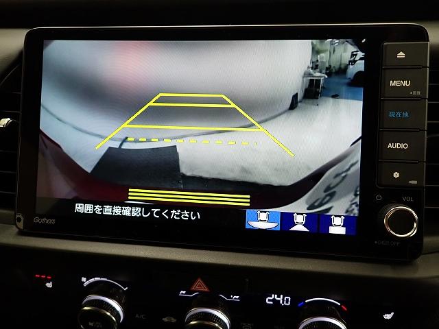 【リアカメラ】３パターンの映像表示で、後方確認をサポート！映像は『ノーマル』『広角』『真上』の３モードから選べます♪