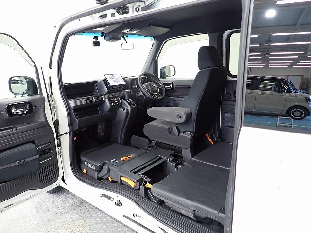 Ｎ－ＶＡＮ＋スタイル クール・ホンダセンシング　禁煙車・社外ナビ・ＥＴＣ・ＨｏｎｄａＳＥＮＳＩＮＧ（9枚目）