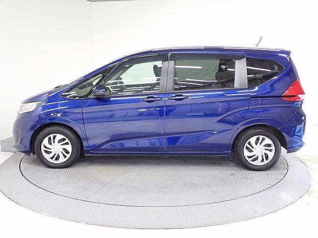 フリード Ｇ・ホンダセンシング　ワンオーナー・社外ナビ・ＥＴＣ・両側電動スライドドア（8枚目）