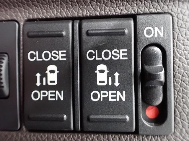 フリード Ｇ・ホンダセンシング　ワンオーナー・社外ナビ・ＥＴＣ・両側電動スライドドア（10枚目）