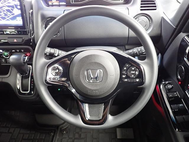 Ｎ－ＢＯＸカスタム Ｌ　９インチ純正ナビ・両側電動スライドドア・シートヒーター（6枚目）