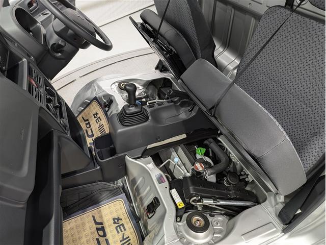 キャリイトラック ＫＣエアコン・パワステ　４ＷＤ　衝突被害軽減システム　アイドリングストップ（16枚目）