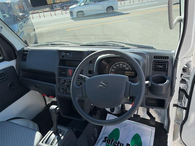 キャリイトラック ＫＣエアコン・パワステ　４ＷＤ／４ＡＴ　キーレス　オートライト　ＡＢＳ　エアバック　エアコン　パワーステアリング　パワーウィンドウ　アイドリングストップ　横滑り防止機能　衝突安全ボディ　荷台マット（14枚目）