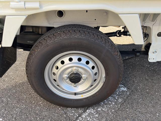 キャリイトラック ＫＣエアコン・パワステ　４ＷＤ／４ＡＴ　キーレス　オートライト　ＡＢＳ　エアバック　エアコン　パワーステアリング　パワーウィンドウ　アイドリングストップ　横滑り防止機能　衝突安全ボディ　荷台マット（18枚目）