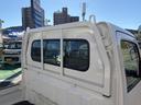 ＫＣエアコン・パワステ　４ＷＤ／４ＡＴ　キーレス　オートライト　ＡＢＳ　エアバック　エアコン　パワーステアリング　パワーウィンドウ　アイドリングストップ　横滑り防止機能　衝突安全ボディ　荷台マット（24枚目）