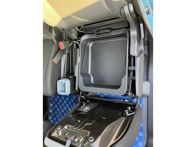 ＸＦ　ＬＥＤヘッドランプ　運転席・助手席シートヒーター　運転席シートリフター　スマートキー　ＡＣＣ（アダプティブクルーズコントロール）　ＬＥＤヘッドランプ　オートハイビーム　前後衝突被害軽減ブレーキ(38枚目)