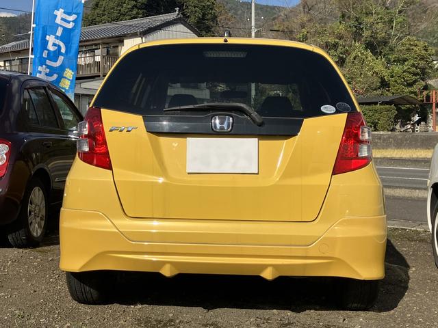 フィット Ｌ　ＥＴＣ　ナビ　ＴＶ　アルミホイール　キーレスエントリー　電動格納ミラー　フルフラット　ＣＶＴ　盗難防止システム　衝突安全ボディ　ＡＢＳ　ＣＤ　ミュージックプレイヤー接続可　エアコン（15枚目）