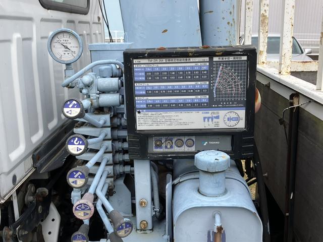 エルフトラック 　トラック　ＭＴ　後輪ダブル　ＥＴＣ　バックカメラ　電動格納ミラー　エアコン　運転席エアバッグ（35枚目）