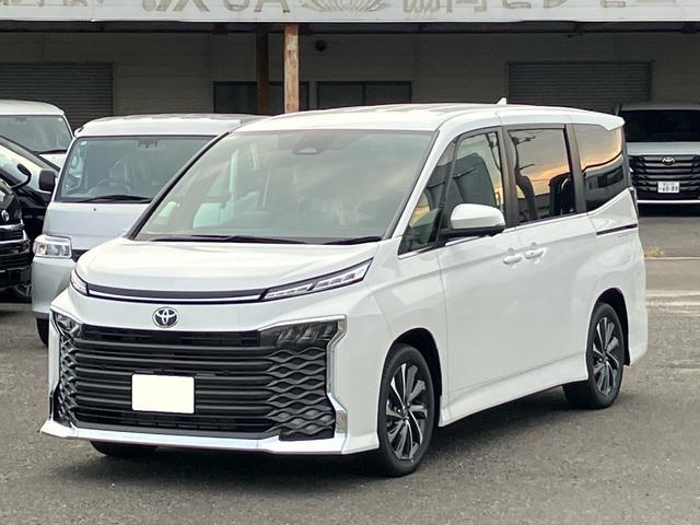 ヴォクシー Ｓ－Ｚ　登録済未使用車　７人乗り　アラウンドビューモニター　純正ディスプレイオーディオ　両側パワースライドドア　パワーバックドア　シートヒーター　Ｂｌｕｅｔｏｏｔｈ　ＥＴＣ２．０　アダプティブクルーズ（9枚目）